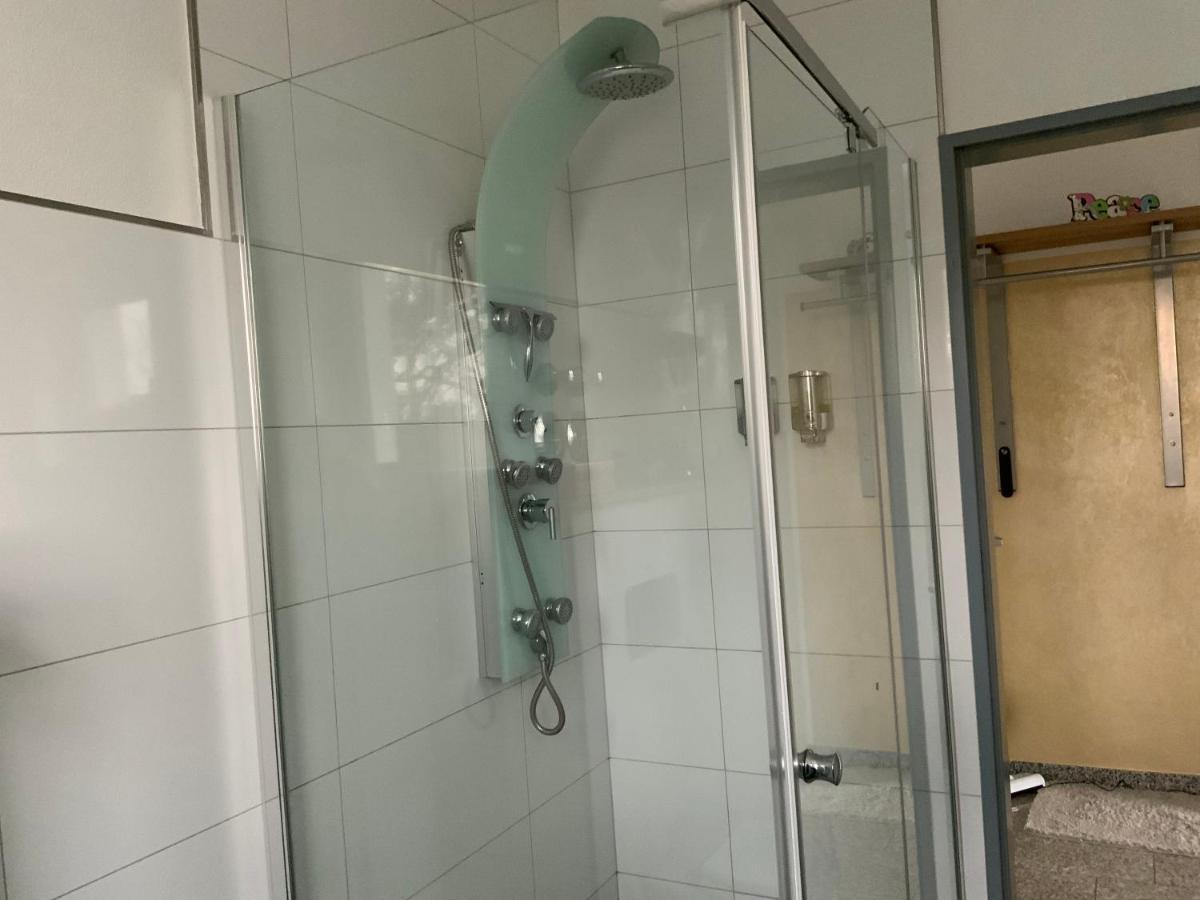 Wohnung Am Phoenixsee ดอร์ทมุนด์ ภายนอก รูปภาพ